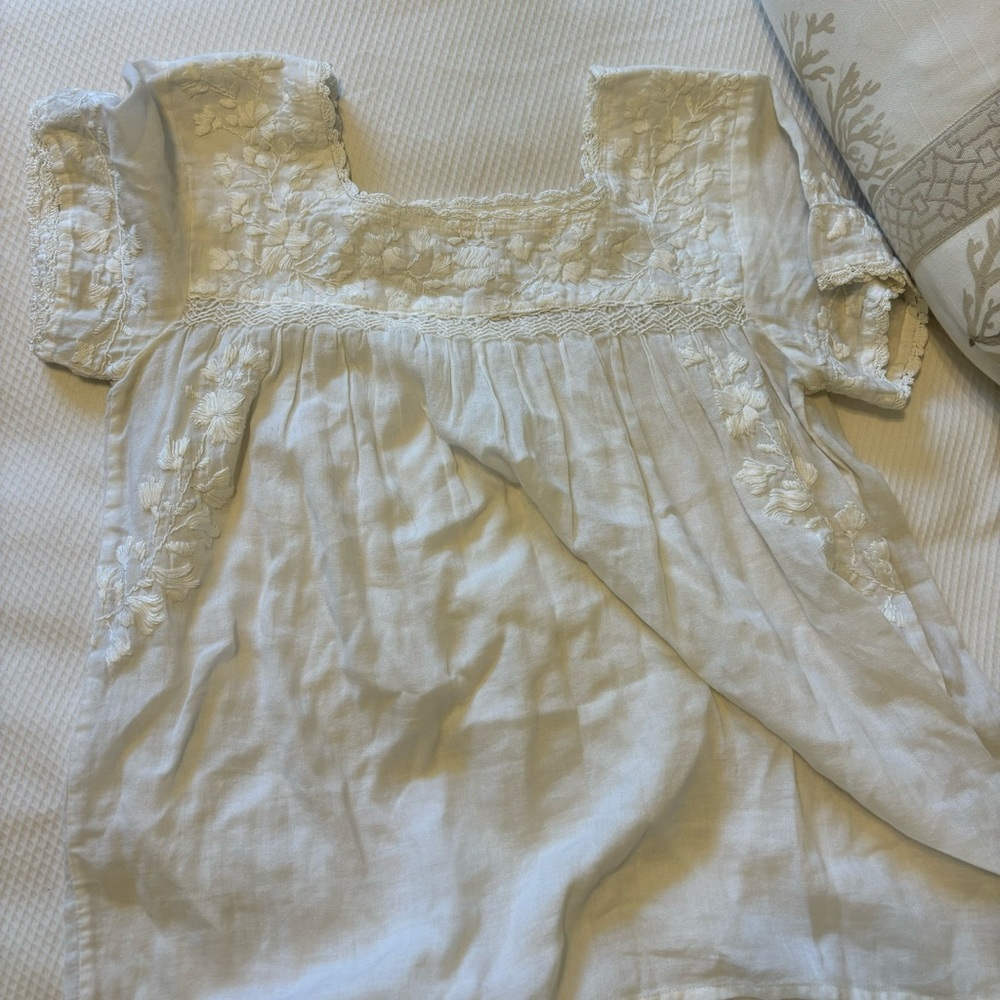 Roller Rabbit Embroidered Top